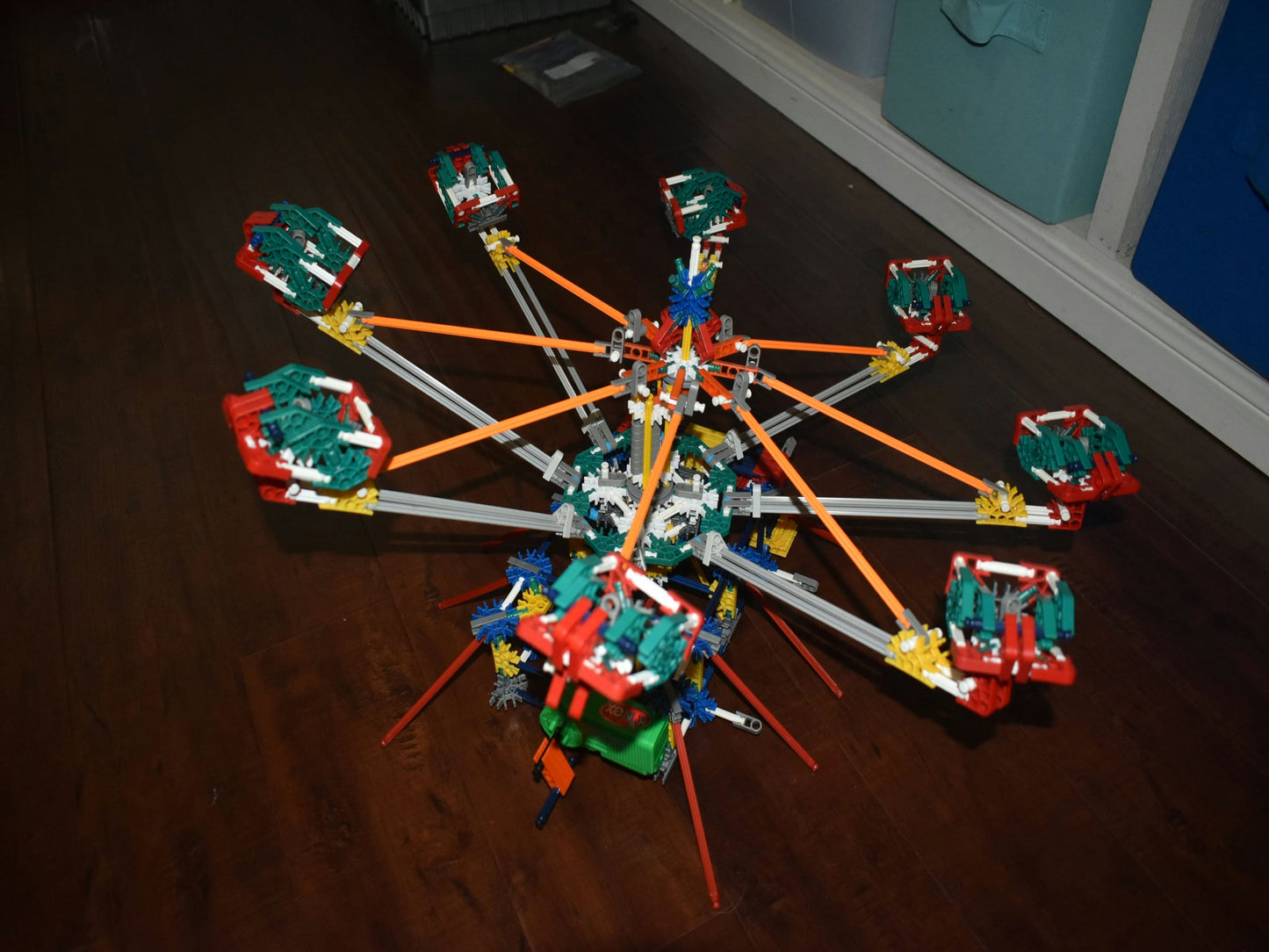 K'nex Octopus Fair / Carnival Ride 1,000 Pieces W/ Disassembly W/ Knex Motor