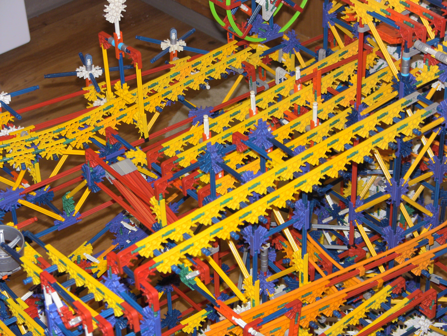 K'nex Supernova Ball Factory Machine 4,700 Pieces COMPLETE SET W/ Battery Motor Knex