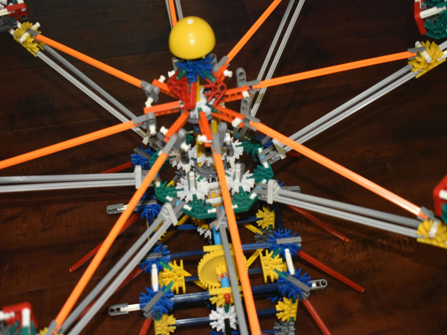 K'nex Octopus Fair / Carnival Ride 1,000 Pieces W/ Disassembly W/ Knex Motor