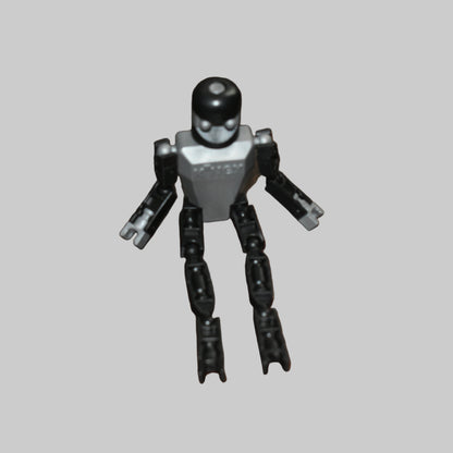 K'NEXMAN Robot figure Silver (kit form) Knex