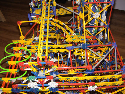 K'nex DenCity Ball Factory Machine 6,900 Pieces COMPLETE SET W/ Battery Motor Knex