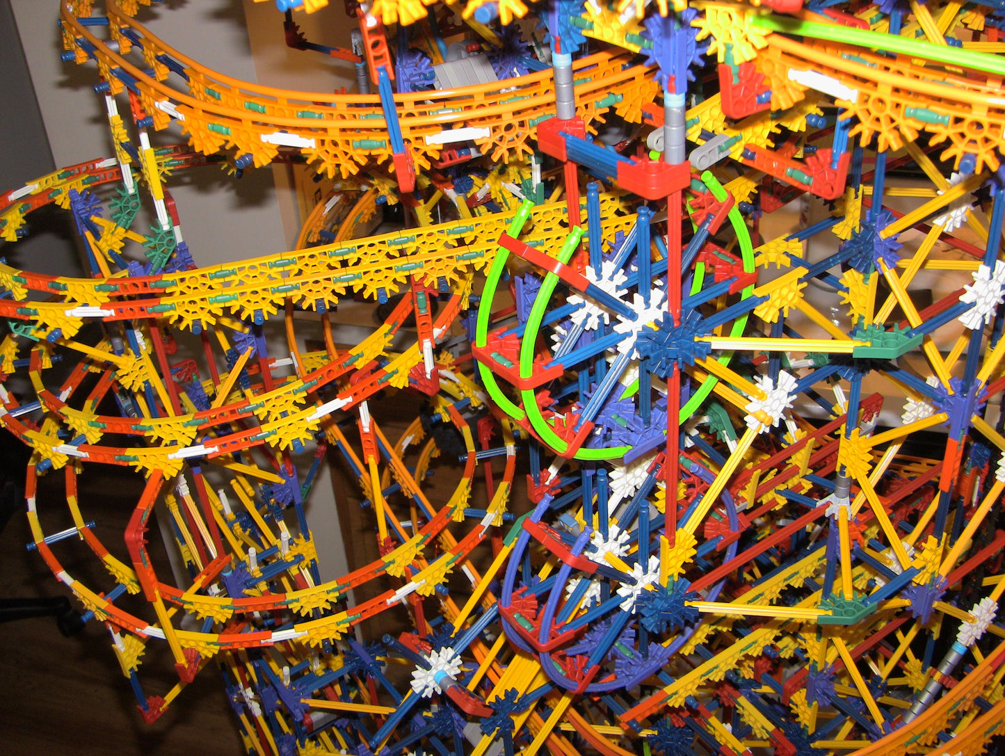 K'nex BallBuster Ball Factory Machine 8,600 Pieces COMPLETE SET W/ Battery Motor Knex