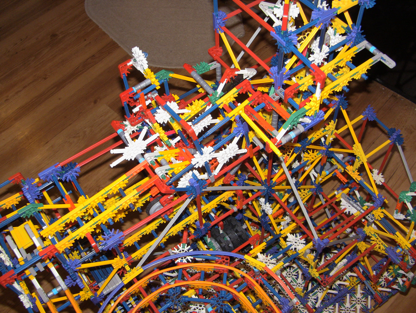 K'nex Phoenix Ball Factory Machine 3,700 Pieces COMPLETE SET W/ Battery Motor Knex