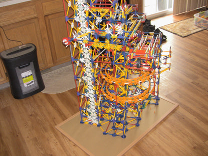 K'nex Ionization Ball Factory Machine 4,500 Pieces COMPLETE SET W Battery Motor Knex