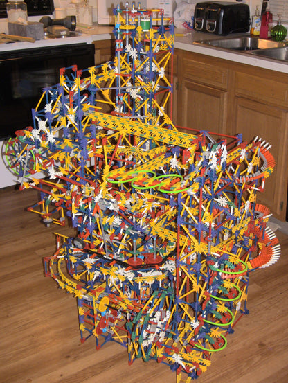 K'nex DenCity Ball Factory Machine 6,900 Pieces COMPLETE SET W/ Battery Motor Knex