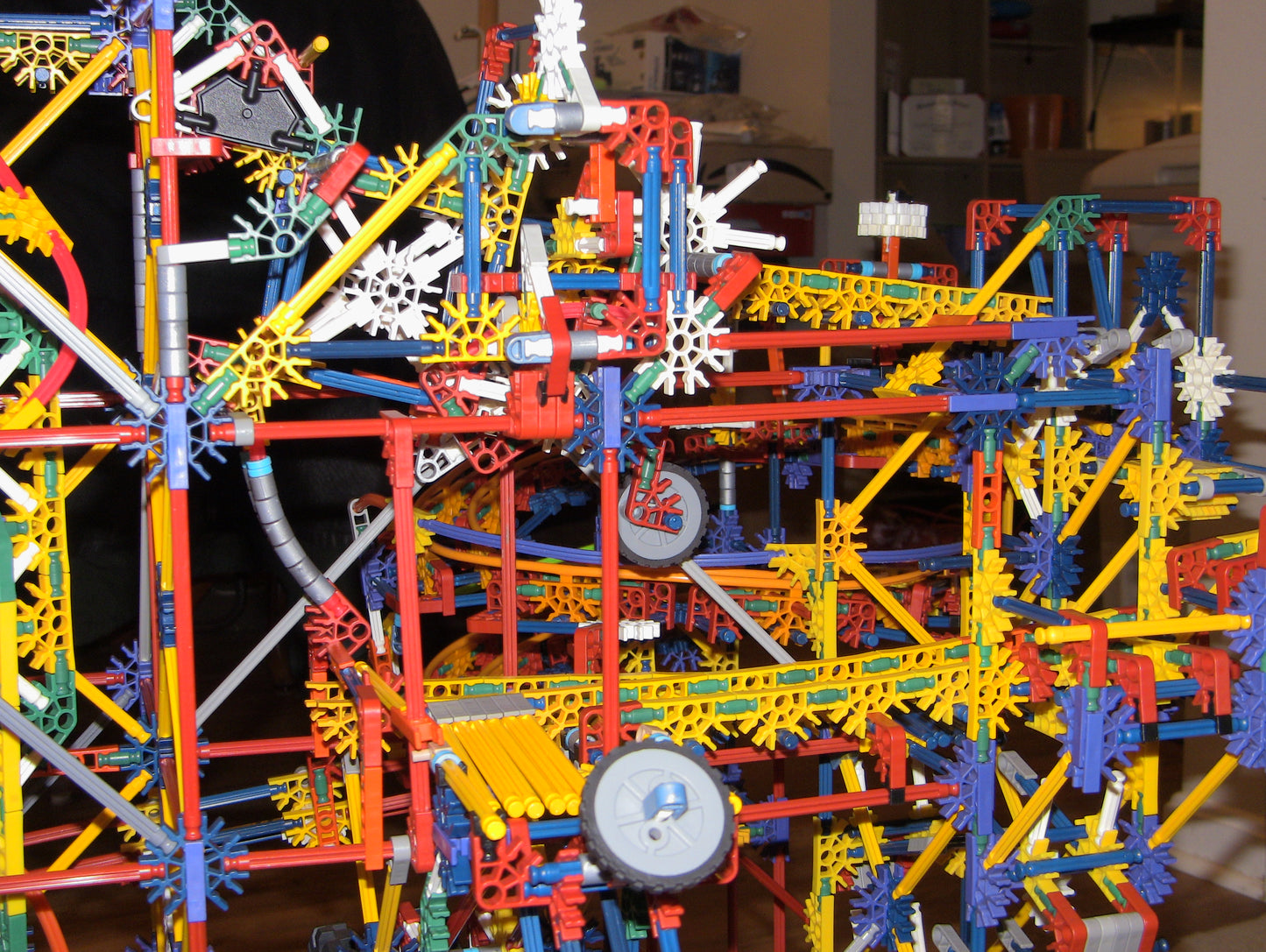 K'nex Phoenix Ball Factory Machine 3,700 Pieces COMPLETE SET W/ Battery Motor Knex